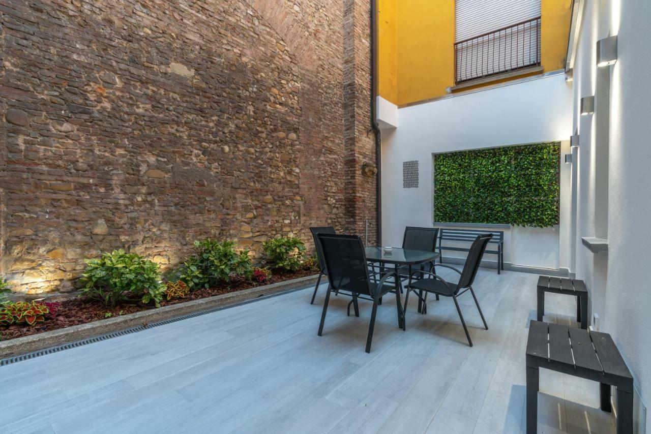 Dimora Santo Stefano: Ampia, Con Giardino Privato Apartamento Bolonha Exterior foto