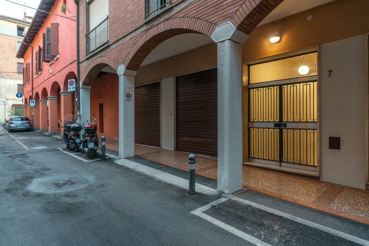Dimora Santo Stefano: Ampia, Con Giardino Privato Apartamento Bolonha Exterior foto