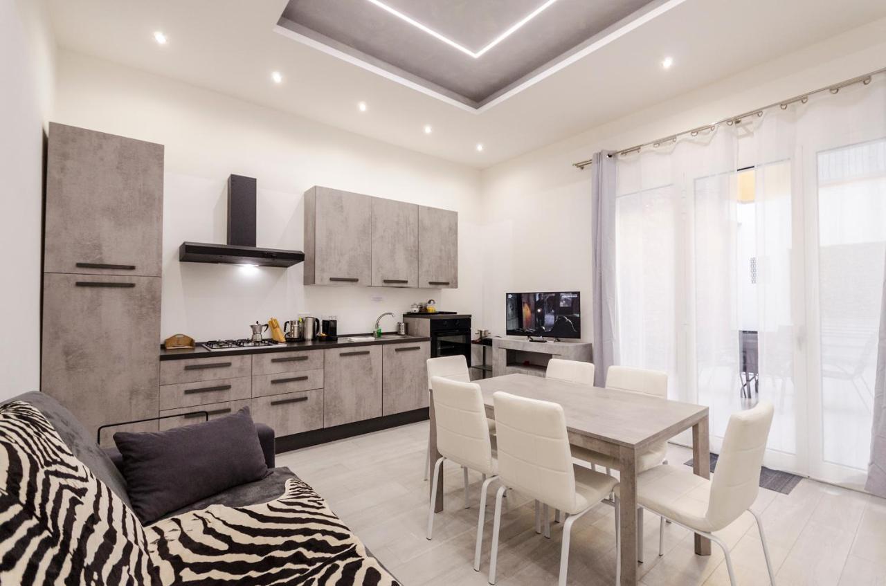 Dimora Santo Stefano: Ampia, Con Giardino Privato Apartamento Bolonha Exterior foto